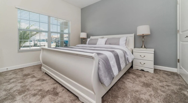 Rent a Luxury Townhome on Storey Lake Resort, Minutes From Disney, Orlando Townhome 3321, Varaa Hotelli Kissimmee Kissimmee