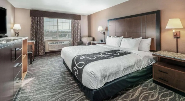 Люкс La Quinta by Wyndham Belgrade - Bozeman Airport