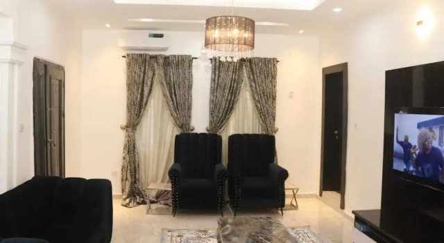 Luxurious 1 Duplex and 3 Flats Apartments, Ugbor Village RD, Benin City Nigeria