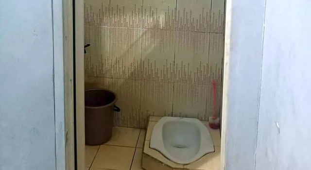 Yudi Homestay Ketapang RedPartner, Prenota Hotel Hotel a Kalimantan con parcheggio, Parcheggio