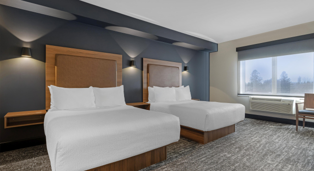 Четырёхместный номер Standard Best Western Plus Neepawa Hotel
