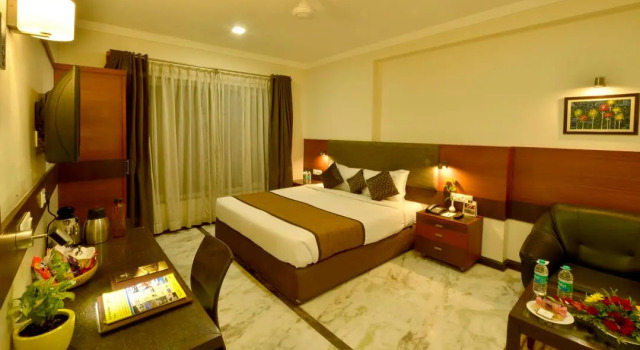 Номер Royal Amantra Comfort Hotel
