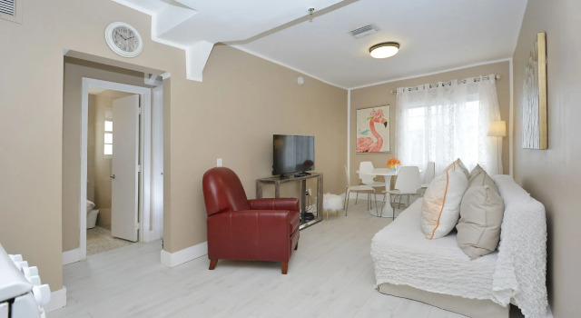 335 Ocean Walk Apartments