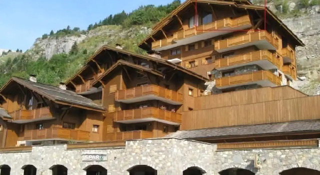 Village Lessy - Apt Milou, Забронировать Отель Отели Ле-Гран-Борнан с парковкой, Парковка