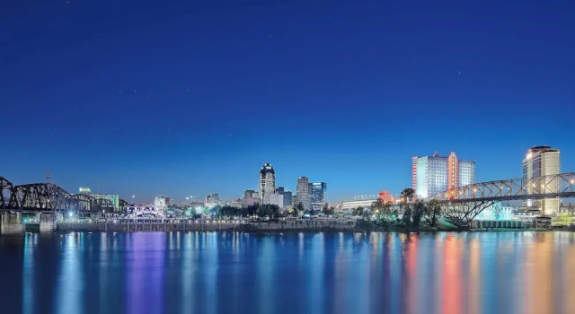 Одноместный люкс c 1 комнатой Courtyard Shreveport-Bossier City/Louisiana Boardwalk