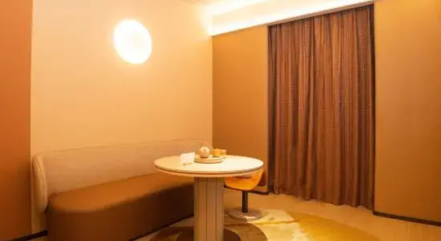Люкс Deluxe Orange Hotel (Changsha Bubugao Meixi Xintiandi)