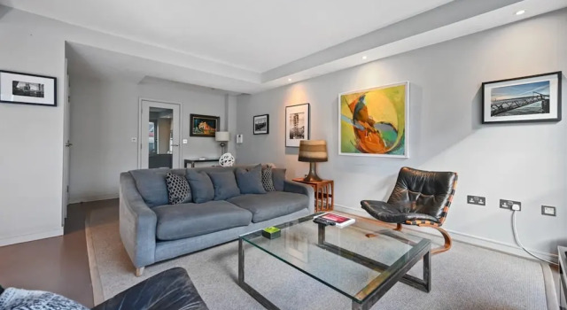 Sleek 2BD Flat W/terrace - 2 Mins From Farringdon!, Забронировать Апартаменты/квартира Апартаменты Лондона, рядом с Холборнский виадук, Апартаменты/квартира
