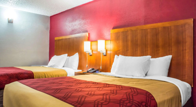 Econo Lodge, Buchen Sie Hotel Brockport New York State