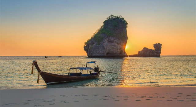 Baan Suan Guest House
