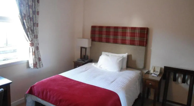 Одноместный номер Standard Links Hotel