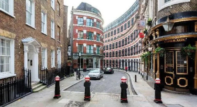 OYO Home 153 Blackfriars St Andrews Hill, Забронировать Отель Лондонский Сити Лондон, рядом с Роупел-стрит
