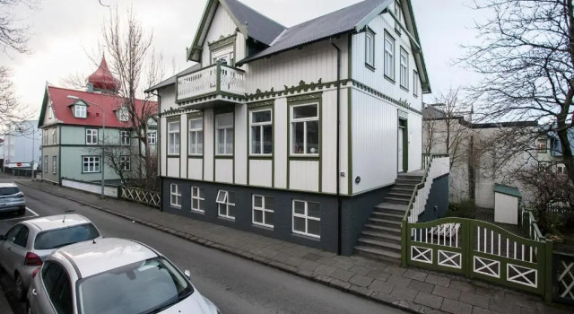 Thingholt Apartments, Забронировать Апартаменты/квартира Отели Хёвюдборгарсвайдид с парковкой, Парковка
