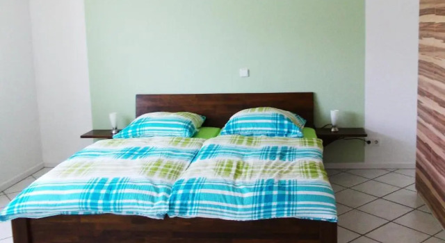 Ferienwohnung Knobloch, Varaa Hotelli Nackenheim 