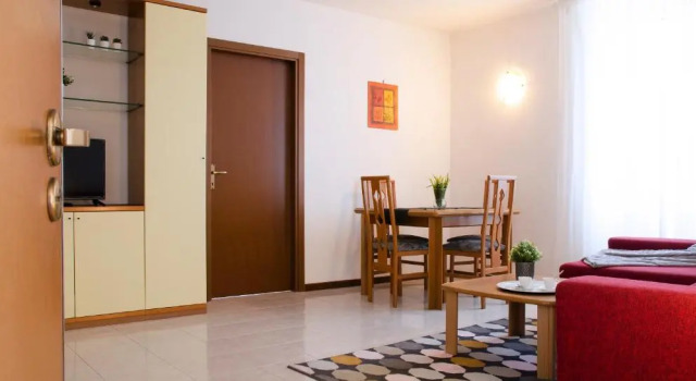 ALTIDO Beautiful 1 Bed Apt with Terrace and Parking, Prenota Appartamento Como Como