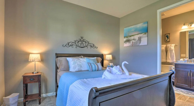 9 Mi to Disney: Home w/ Patio + Community Perks