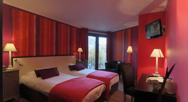 Двухместный номер Standard с балконом Hotel Myrtilles