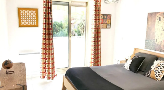 Apartment with One Bedroom in Antibes, with Wonderful City View, Furnished Terrace And Wifi - 550 M From the Beach, Забронировать Апартаменты/квартира Апартаменты Антиб, рядом с Antibes Archaeology Museum, Апартаменты/квартира