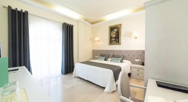 Двухместный номер с частичным видом на море Grand Hotel Palladium Santa Eulalia del Rio