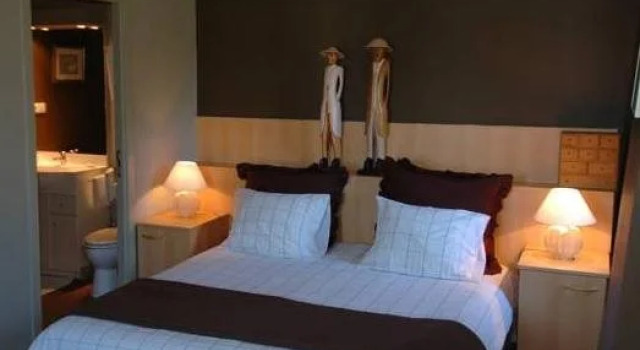 B&B Maris Logies, Book Hotel Hotels in Hasselt with Parking, Parking