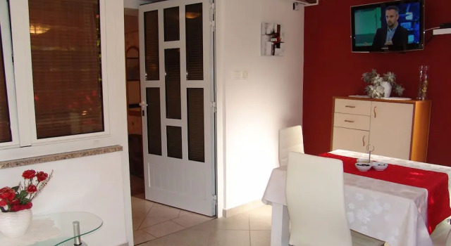 Apartments and Room Boris, Prenota Appartamento Hotel a Isole Quarnerine con parcheggio, Parcheggio