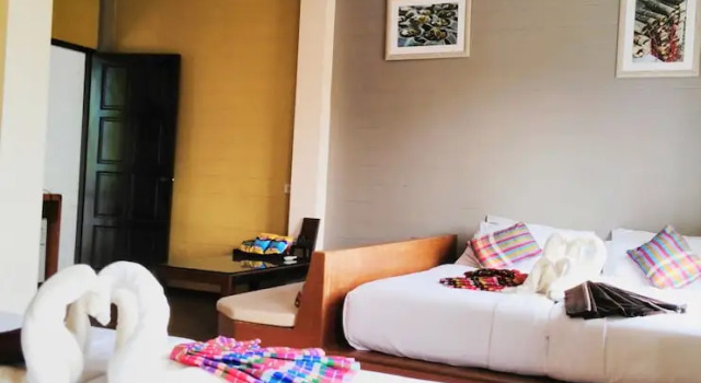 Четырёхместный семейный номер Standard Thanicha Resort Amphawa