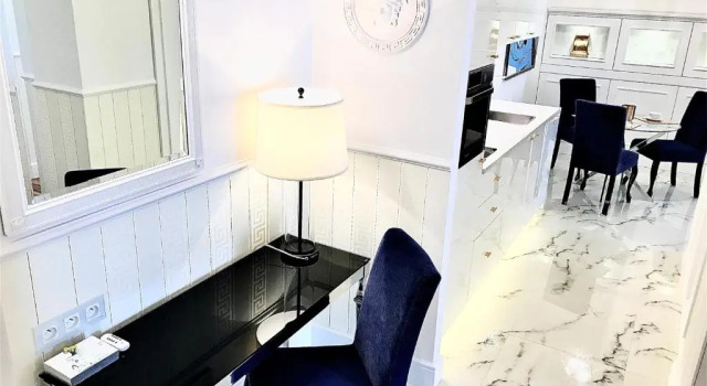 Люкс Luxury с 2 комнатами с видом на город Luxury Apartments MONDRIAN Market Square III