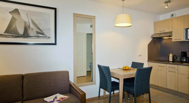 Полулюкс Residhome Arcachon Plazza