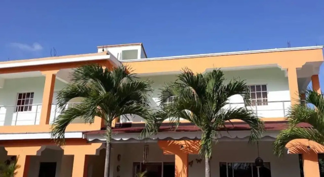 Hotel El Bosque, Boek Hotel Hotels in La Altagracia met parkeren, Parkeren