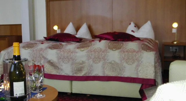 Schwarzwald Parkhotel, Reserva ahora Hotel Koenigsfeld Selva Negra