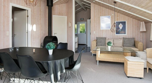 Welcoming Holiday Home in Juelsminde With Sauna, Rezerwuj Dom wakacyjny Domki letniskowe w Vestjylland, Domek