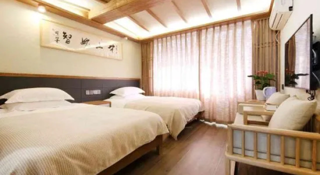 Люкс Putuo mountain park homestay