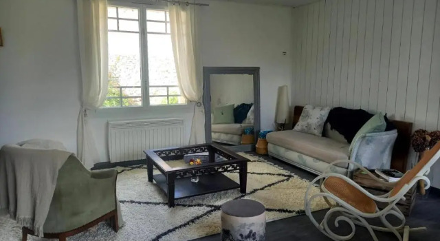 Chez Chris, Забронировать Отель Жар-сюр-Мер Vendée