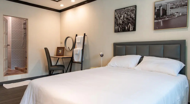 3 Br/ 300 Sqm/siam&platinum /wifi/hbo Go/ Netflix, Забронировать Дом для отпуска Коттеджи Бангкока, рядом с Государственная больница Полис Дженерал, Коттедж