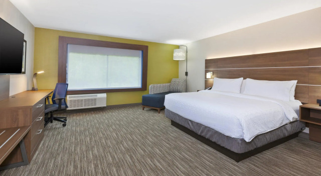 Двухместный номер Standard Holiday Inn Express & Suites - Painesville - Concord by IHG