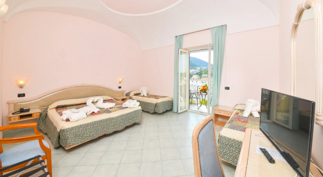 Четырёхместный номер Standard Hotel Terme Felix