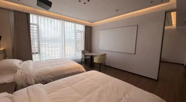 Трёхместный семейный люкс Yijia Hot Spring Holiday Hotel