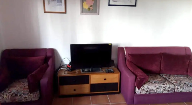 Apartment With 2 Bedrooms in Cabo Negro, With Enclosed Garden Near the Beach, Rezerwuj Apartament Hotele w Tanger-Tetouan z parkingiem, Parking
