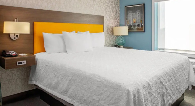 Трёхместный люкс Home2 Suites By Hilton Baton Rouge Citiplace