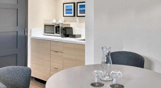 Полулюкс c 1 комнатой The Insignia Hotel, Sarnia, a Tribute Portfolio Hotel