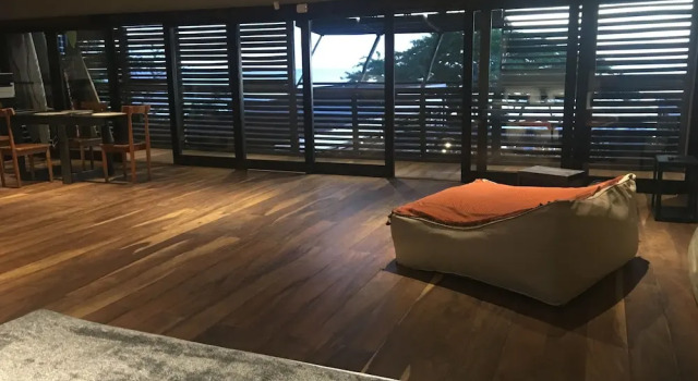 Студия 99 Surf Lodge