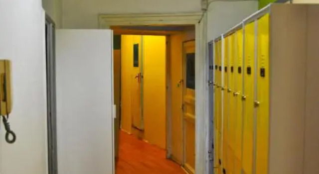 Seng i sovesal (sovesal til kvinder) Balarm Hostel