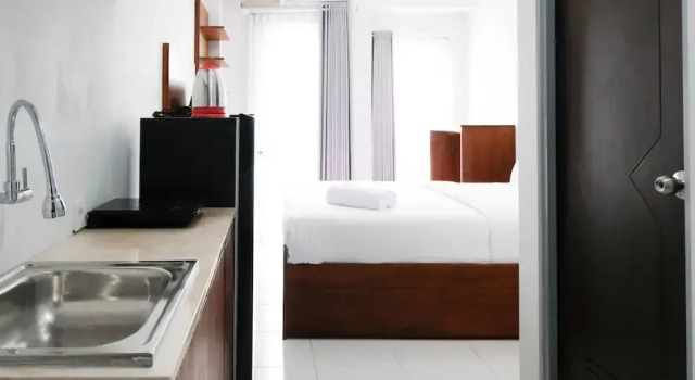 Студия Serene And Comfy Studio At Tamansari Prospero Sidoarjo Apartment