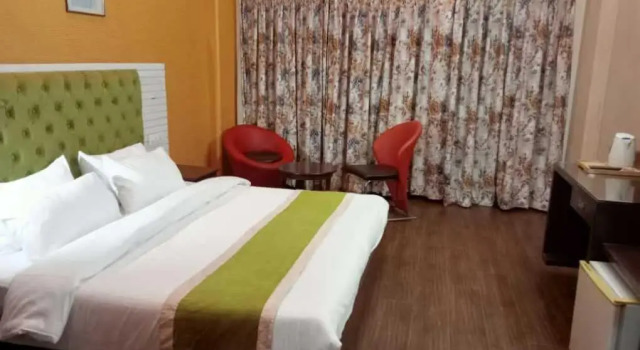Capital O Vansh Oyo Hotel 2