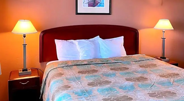 Номер Standard с видом на бассейн Red Bluff Inn