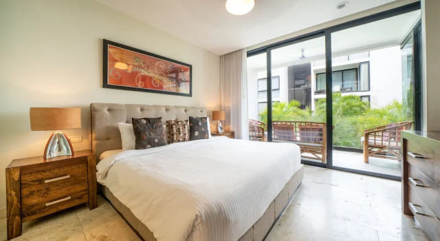 Апартаменты Deluxe с балконом ANAH - Central Condo - 2 Bedrooms