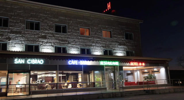 Hotel San Cibrao, Prenota Hotel  