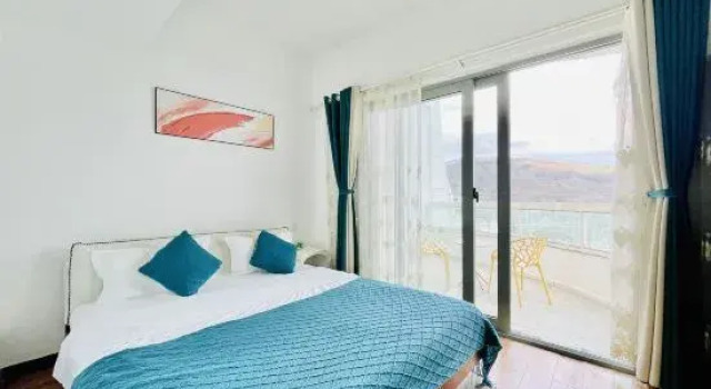 Двухместный люкс c 1 комнатой Lanyueju Riverside Vacation Boutique Stay (Gaozhuang Xishuangjing Starlight Night Market)