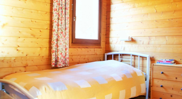 Pretty Chalet in Beaulieu France With Private Swimming Pool, Забронировать Шале Виллы Овернь-Рона-Альпы, Вилла