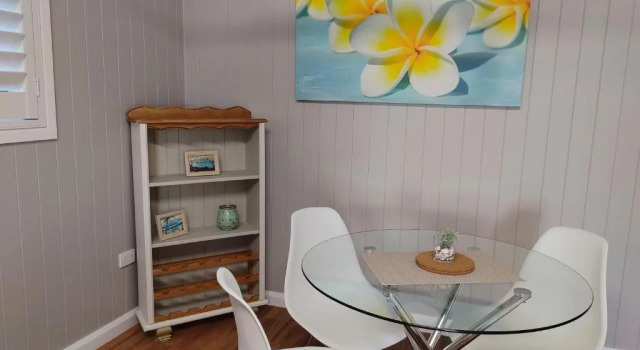Апартаменты с 2 комнатами Cute City Cottage - 2 Bedroom - The Strand