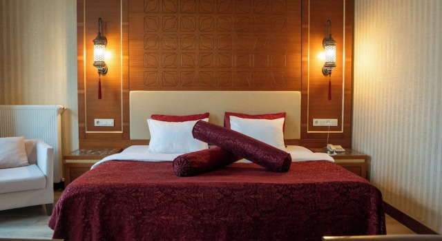 Четырёхместный номер Standard Kronos Hotel